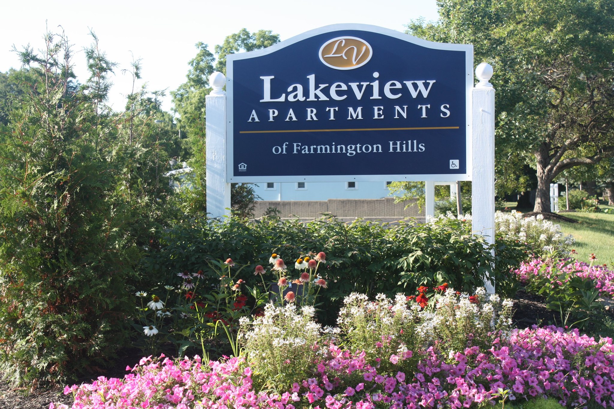 Lakeview Apartments