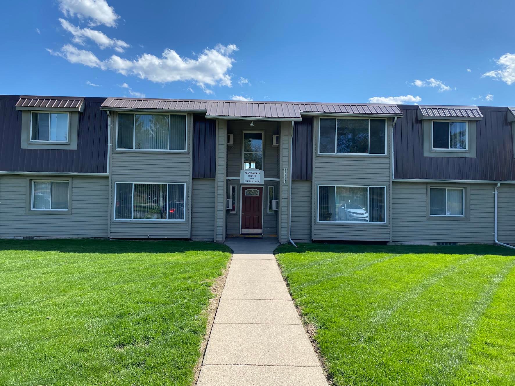 Botsford Place Terrace Apartments in Farmington Hills, MI